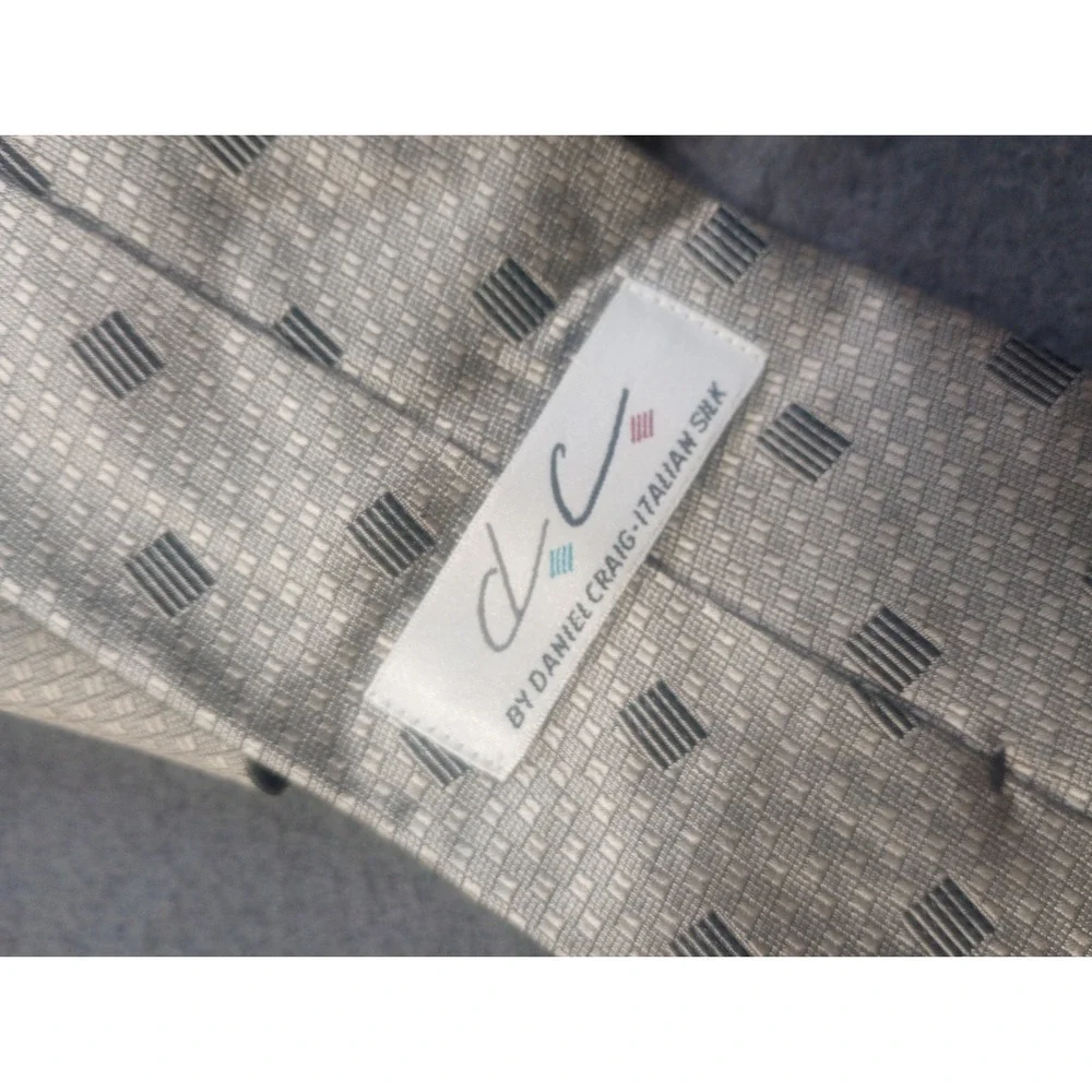 Daniel Craig DC Luxury Tie Geometric Print Italian Silk Necktie Brushed Nickel